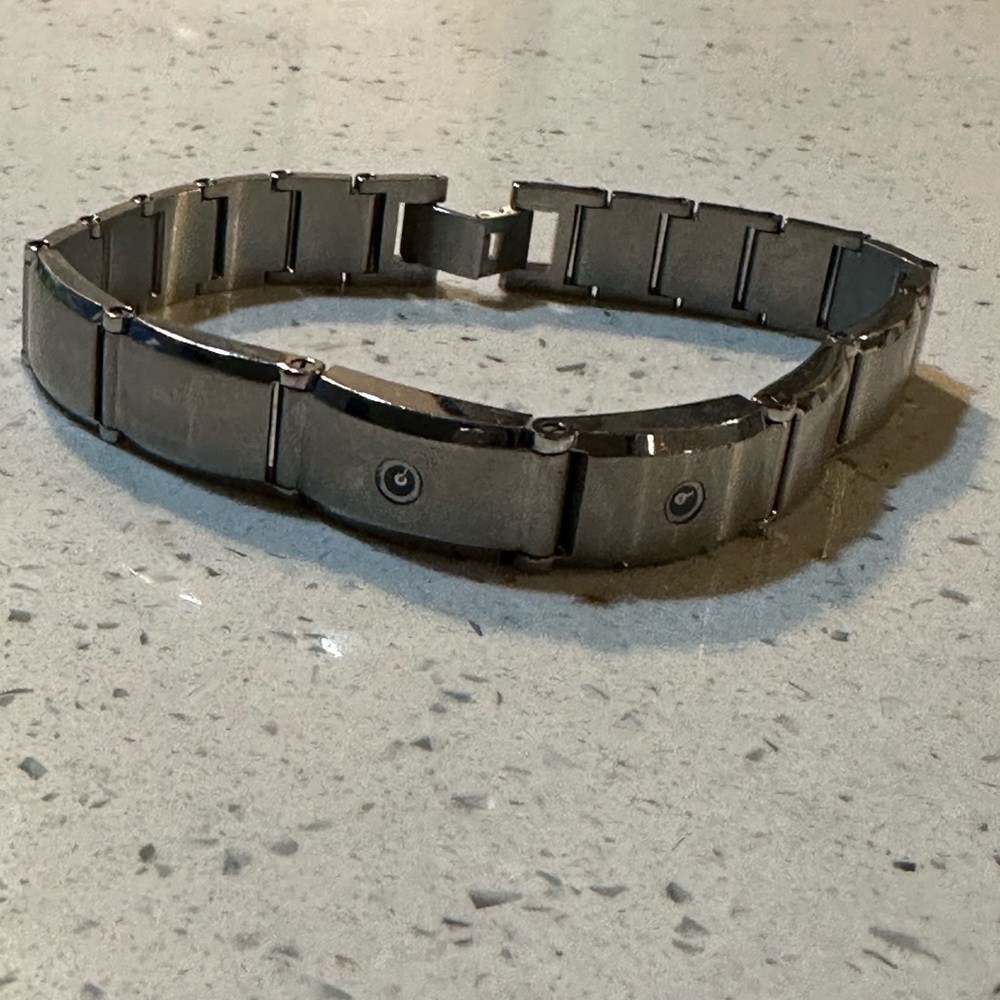 Genuine Philip Stein Teslar Quantum Technology bracelet.